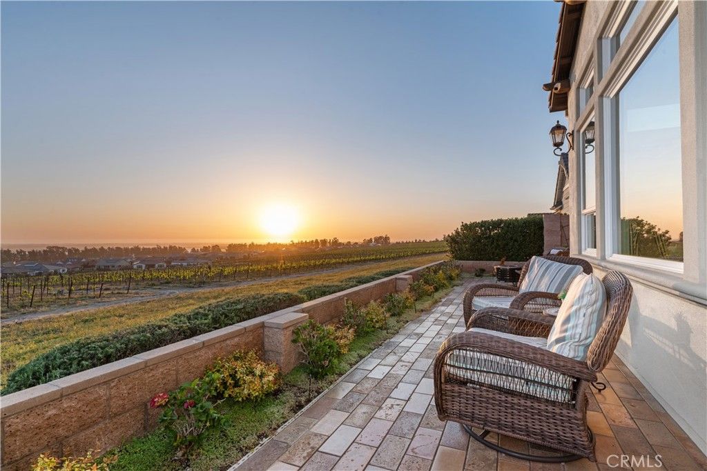 Image 44 of property listing at 1564 Eucalyptus, Nipomo, CA 93444