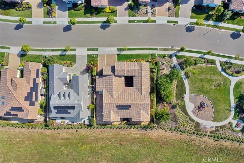 Image 5 of property listing at 1564 Eucalyptus, Nipomo, CA 93444