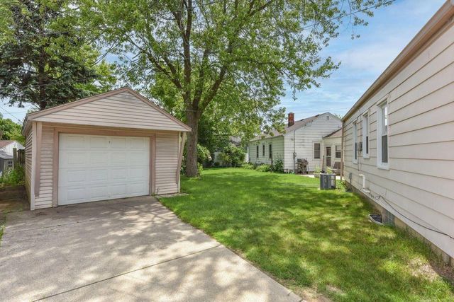 6639 W Bennett AVENUE, Milwaukee, WI 53219