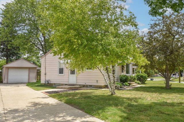 6639 W Bennett AVENUE, Milwaukee, WI 53219