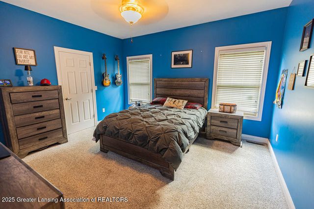 2335 Guernsey Drive, Charlotte, MI 48813