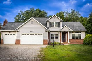2335 Guernsey Drive, Charlotte, MI 48813