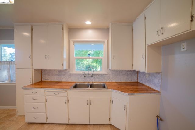 15098 Cavalieri Rd, Sonora, CA 95370