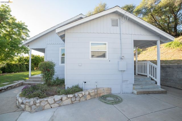 15098 Cavalieri Rd, Sonora, CA 95370