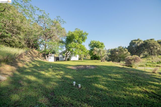 15098 Cavalieri Rd, Sonora, CA 95370