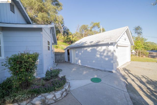 15098 Cavalieri Rd, Sonora, CA 95370