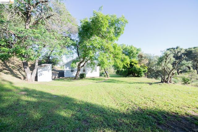 15098 Cavalieri Rd, Sonora, CA 95370