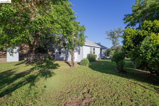 15098 Cavalieri Rd, Sonora, CA 95370