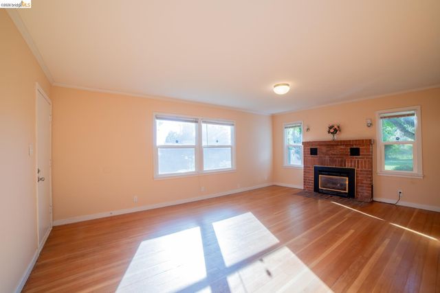15098 Cavalieri Rd, Sonora, CA 95370