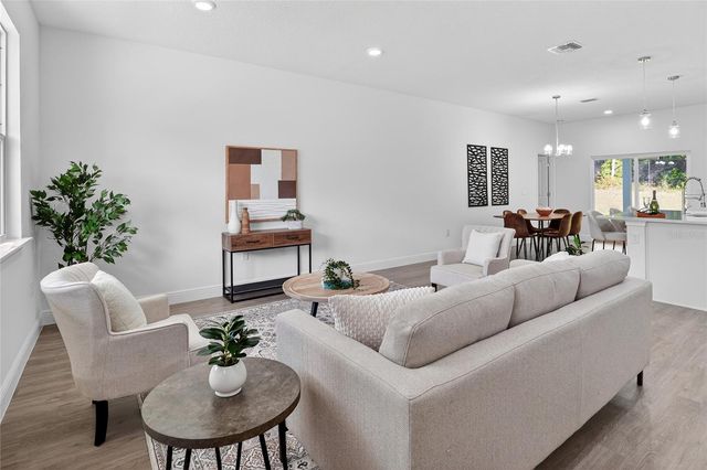 99 W GOLDCOAST PLACE, Dunnellon, FL 34434