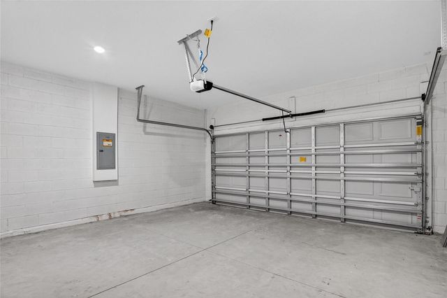 99 W GOLDCOAST PLACE, Dunnellon, FL 34434