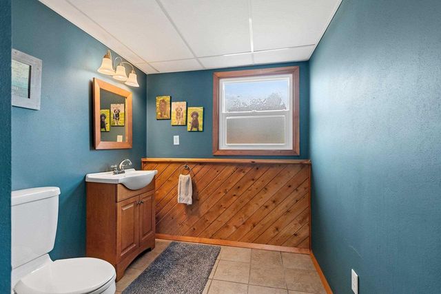 1935 BUNKER HILL COURT, De Pere, WI 54115