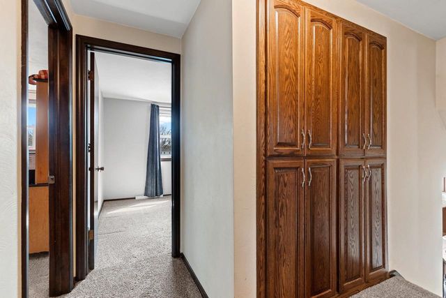 1935 BUNKER HILL COURT, De Pere, WI 54115