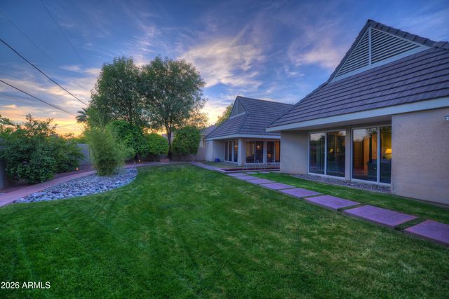1523 W VISTA Avenue, Phoenix, AZ 85021