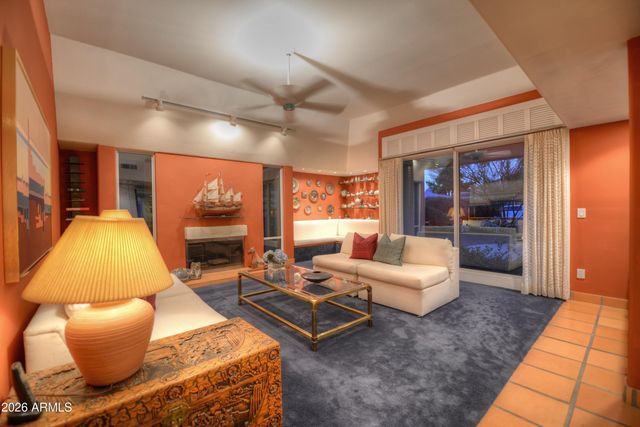 1523 W VISTA Avenue, Phoenix, AZ 85021