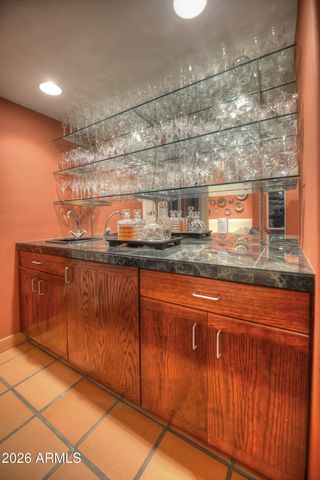 1523 W VISTA Avenue, Phoenix, AZ 85021