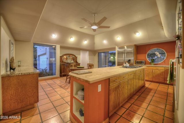 1523 W VISTA Avenue, Phoenix, AZ 85021