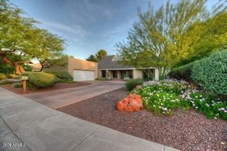 1523 W VISTA Avenue, Phoenix, AZ 85021
