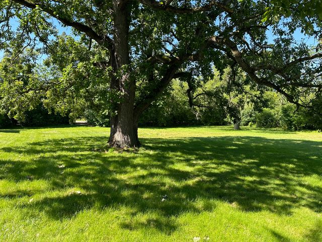 2033 Winnetka Road, Northfield, IL 60093