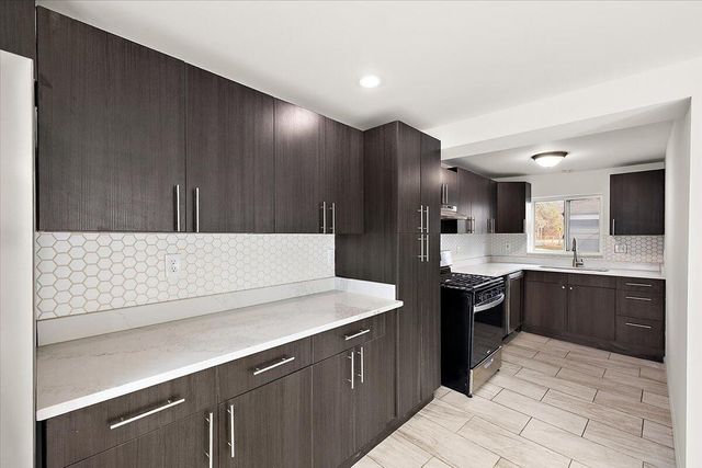 3545 Union Lake Road, Commerce Twp, MI 48382