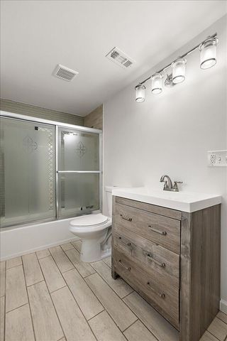 3545 Union Lake Road, Commerce Twp, MI 48382