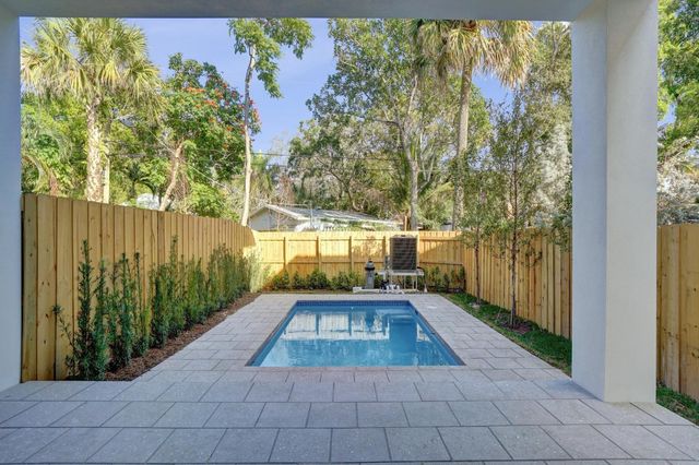 604 SW 7th Avenue, Fort Lauderdale, FL 33315