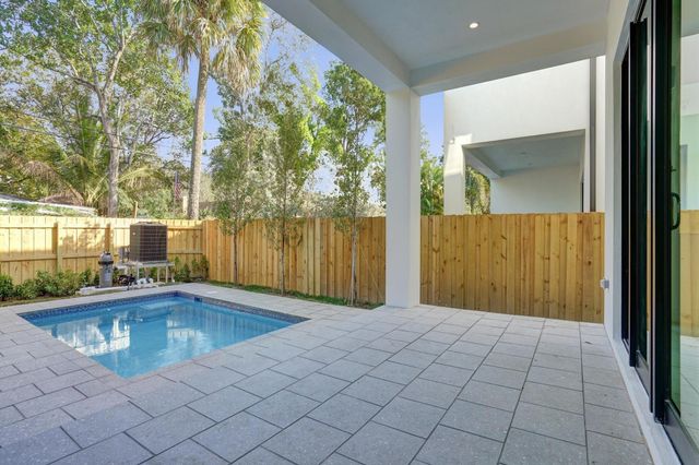 604 SW 7th Avenue, Fort Lauderdale, FL 33315