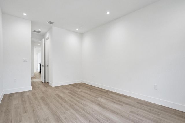 604 SW 7th Avenue, Fort Lauderdale, FL 33315