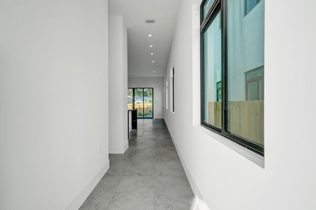 604 SW 7th Avenue, Fort Lauderdale, FL 33315