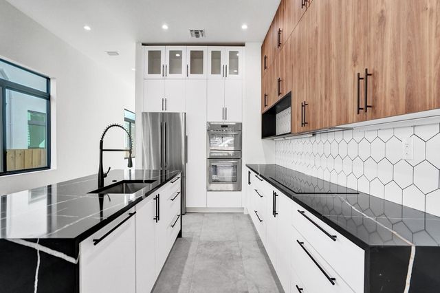 604 SW 7th Avenue, Fort Lauderdale, FL 33315