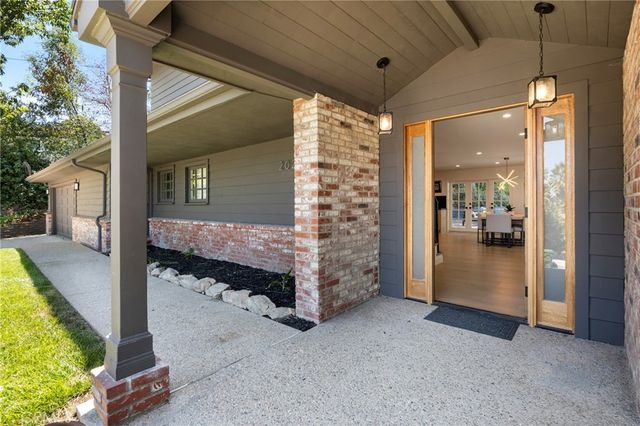 20225 Allentown Drive, Woodland Hills, CA 91364