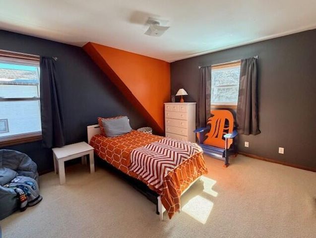 15290 Canary Drive, Grand Haven City, MI 49417