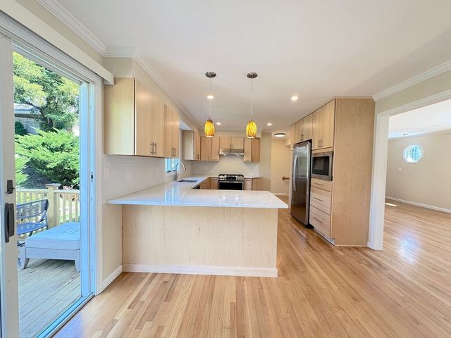 298 Adams St -, Newton, MA 02458