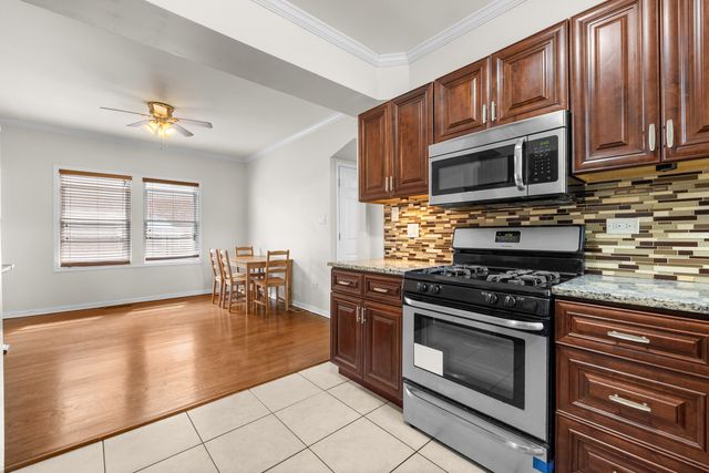 2001 S 19th Avenue, Broadview, IL 60155