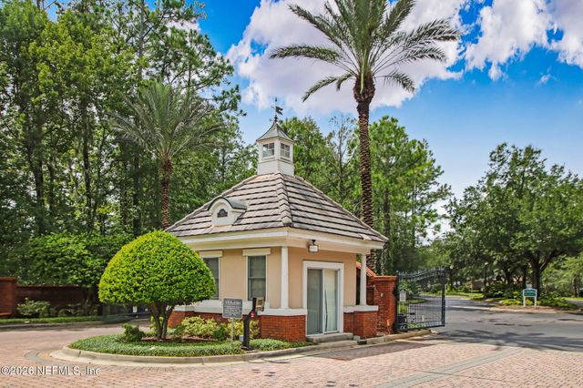 13810 SUTTON PARK Drive N 723, Jacksonville, FL 32224