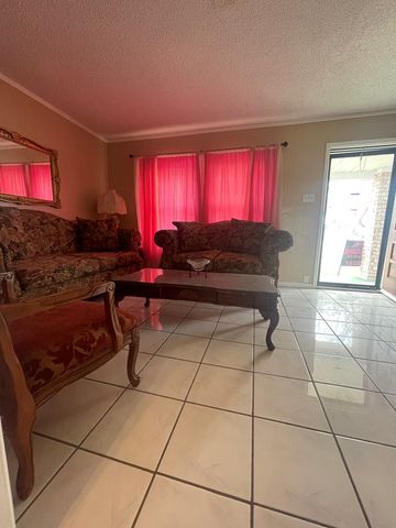 1604 N Jackson St, Fort Stockton, TX 79735