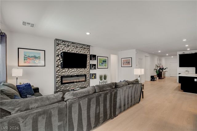 2772 Song Point Avenue, Las Vegas, NV 89121
