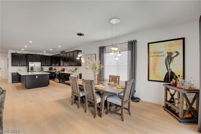 2772 Song Point Avenue, Las Vegas, NV 89121