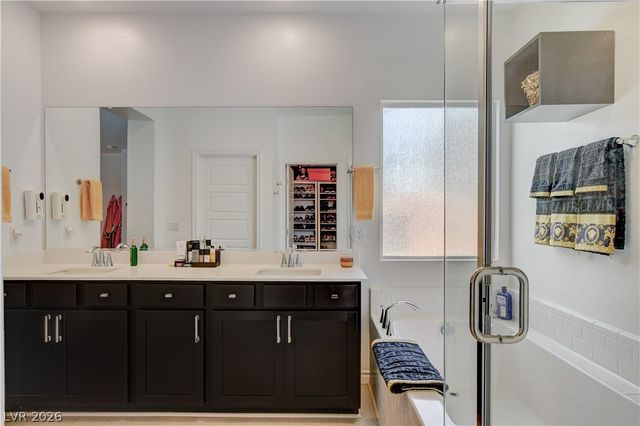 2772 Song Point Avenue, Las Vegas, NV 89121