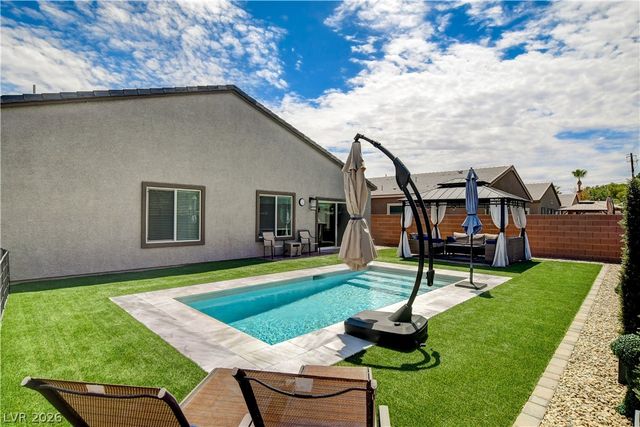 2772 Song Point Avenue, Las Vegas, NV 89121