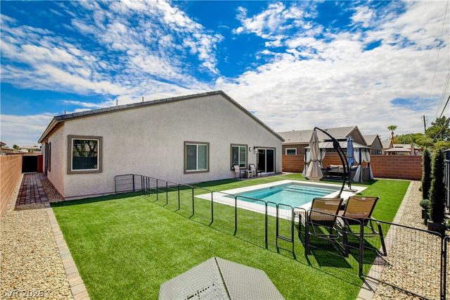 2772 Song Point Avenue, Las Vegas, NV 89121