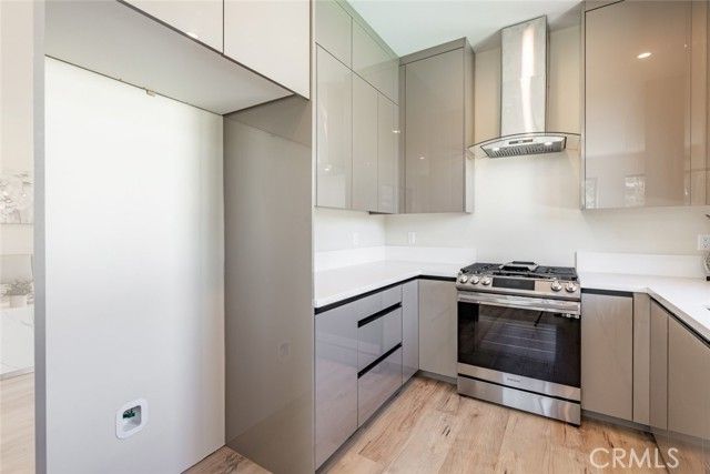 5805 Bucknell Avenue, Valley Village, CA 91607