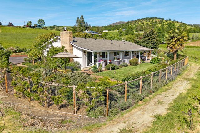 3015 Marigold Lane, Medford, OR 97504