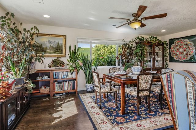 3015 Marigold Lane, Medford, OR 97504