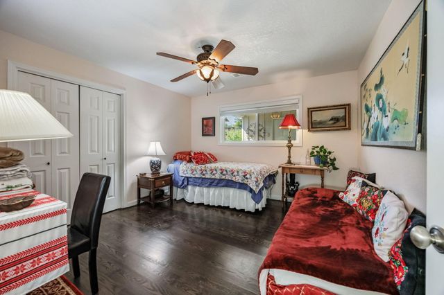 3015 Marigold Lane, Medford, OR 97504