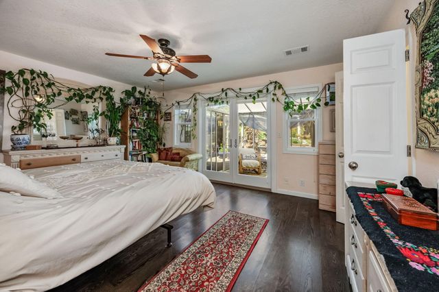 3015 Marigold Lane, Medford, OR 97504