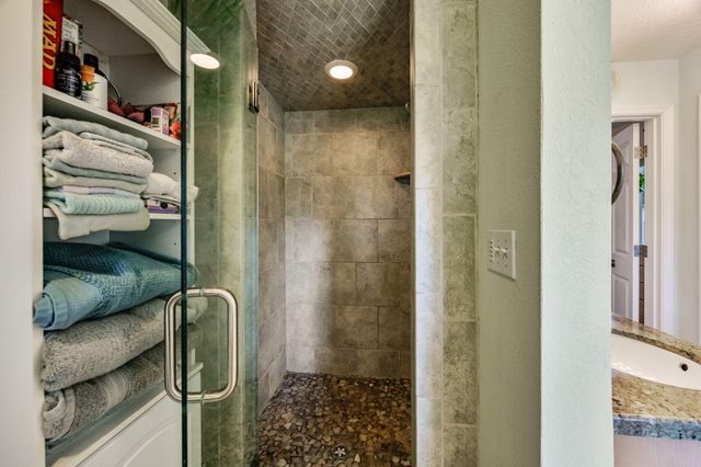 3015 Marigold Lane, Medford, OR 97504