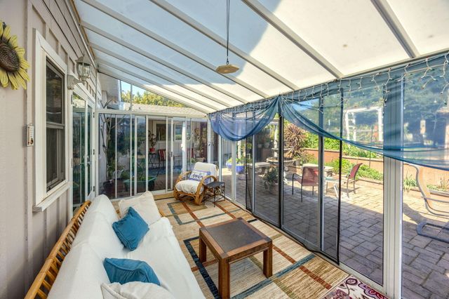 3015 Marigold Lane, Medford, OR 97504