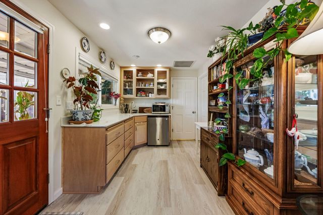 3015 Marigold Lane, Medford, OR 97504