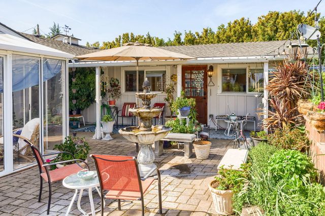 3015 Marigold Lane, Medford, OR 97504